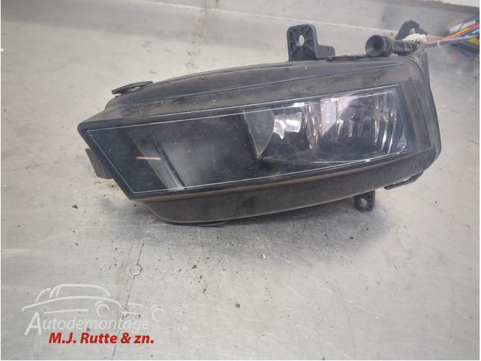 Gebruikte Mistlamp rechts-voor Volkswagen Golf O209889