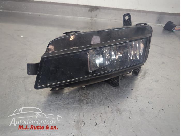 Gebruikte Mistlamp links-voor Volkswagen Golf O209890