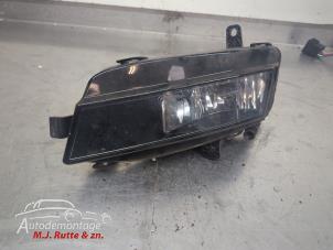 O209890 Gebruikte mistlamp links-voor Volkswagen Golf