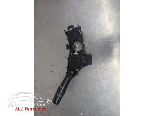 O209897 Gebruikte schakelaar richtingaanwijzer Toyota Yaris