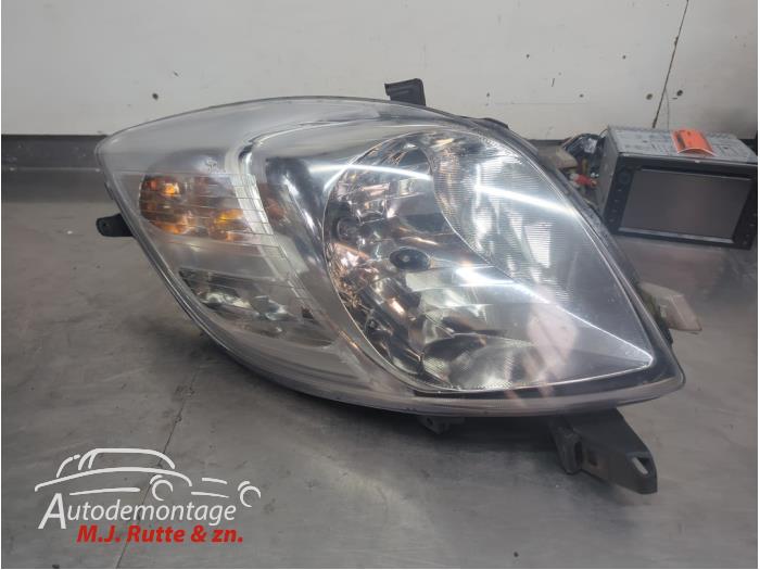 Gebruikte Linker Koplamp Toyota Yaris O209900