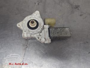 O209921 Gebruikte portierruitmotor BMW 1-Serie