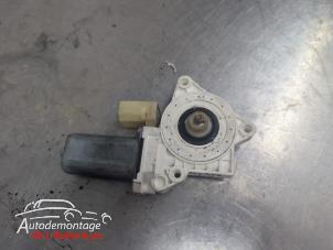O209922 Gebruikte portierruitmotor BMW 1-Serie