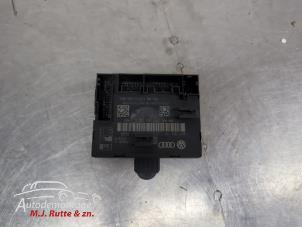 O210007 Gebruikte comfort module Skoda Superb