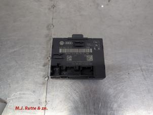 O210008 Gebruikte comfort module Skoda Superb