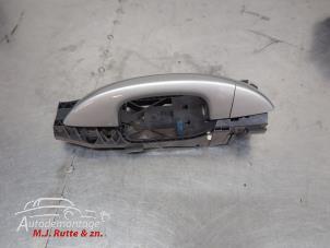 O210017 Gebruikte portiergreep 4deurs rechts-achter Skoda Superb