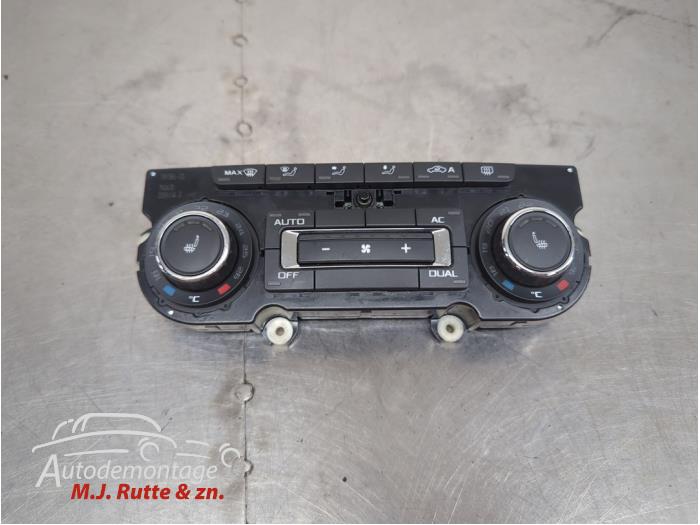 Gebruikte Chaufage Bedieningspaneel Skoda Superb O210029