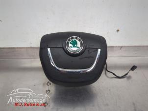 O210032 Gebruikte airbag links (stuur) Skoda Superb