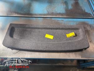 O210074 Gebruikte hoedenplank Opel Corsa