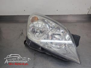 O210078 Gebruikte koplamp rechts Opel Astra