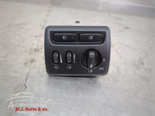 O210126 Gebruikte schakelaar licht Volvo XC70
