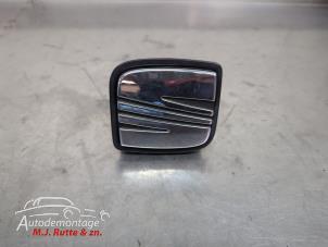 O210137 Gebruikte handgreep achterklep Seat Ibiza