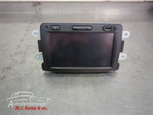 O210159 Gebruikte display multi media regelunit Renault Trafic