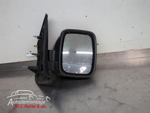 O210164 Gebruikte spiegel buiten rechts Renault Trafic