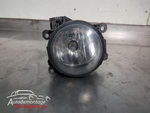O210172 Gebruikte mistlamp rechts-voor Renault Trafic