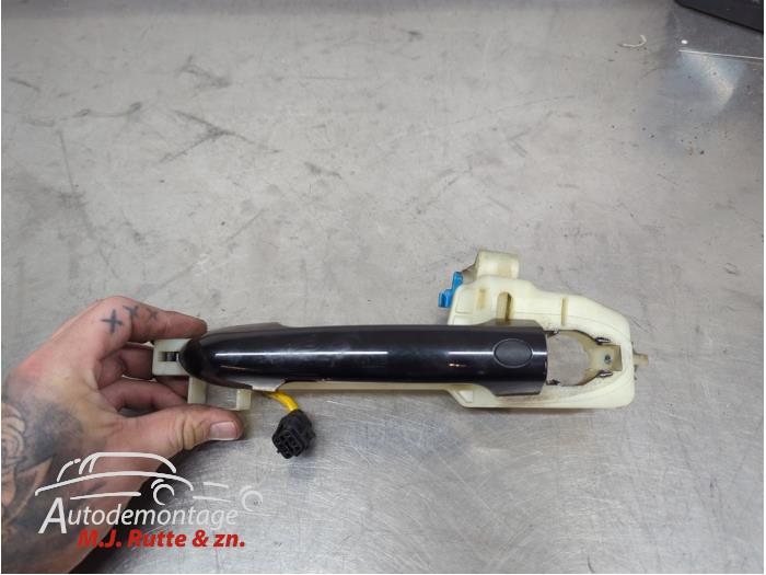 Gebruikte Portiergreep 2Deurs links Kia Rio O210188