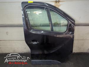 O210238 Gebruikte portier 2deurs rechts Renault Trafic