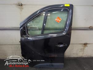 O210239 Gebruikte portier 2deurs links Renault Trafic