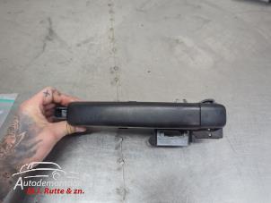 O210256 Gebruikte schuifdeurgreep rechts Renault Trafic