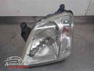 O210260 Gebruikte koplamp links Opel Meriva