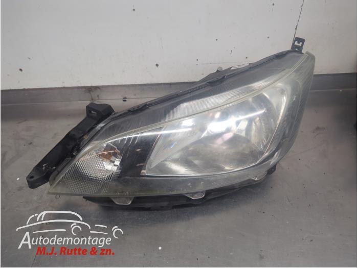 Gebruikte Koplamp links Nissan NV200 O210356