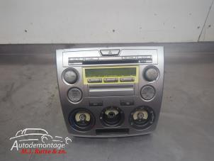 O210358 Gebruikte radio Mazda 2