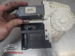 O210366 Gebruikte motor electrisch raam Volkswagen Golf