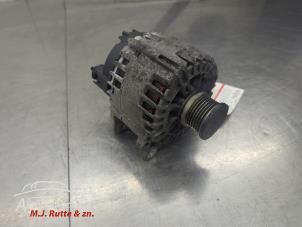 O210375 Gebruikte alternator Volkswagen Golf