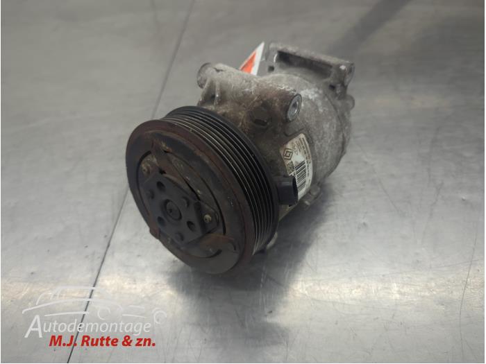 Gebruikte Aircopomp Renault Megane O210374