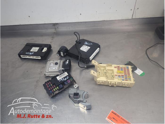 Gebruikte Contactslot + computer Kia Rio O210408