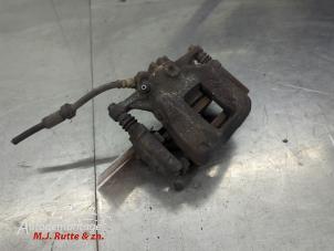 O210433 Gebruikte remklauw (tang) rechts-voor Renault Trafic