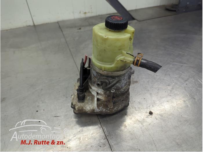 Gebruikte Pomp Servo Renault Trafic O210451