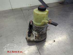 O210451 Gebruikte pomp servo Renault Trafic