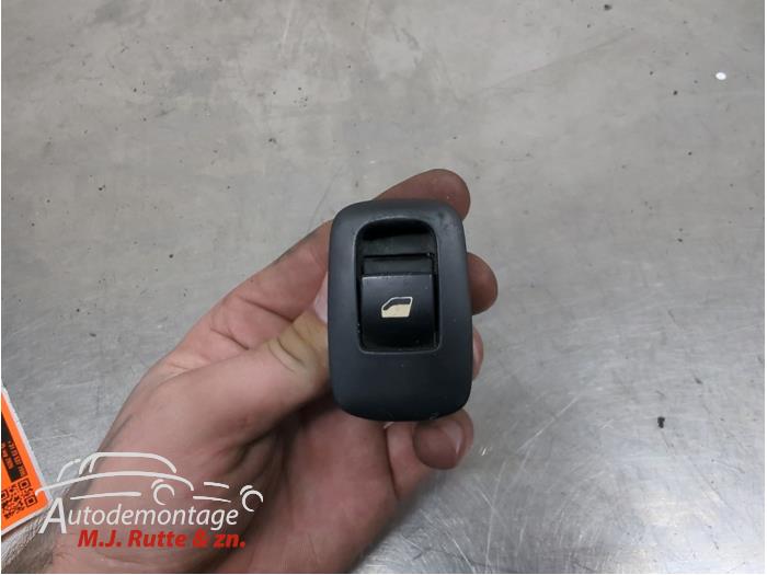 Gebruikte Schakelaar Elektrisch Raam Peugeot 307 O210491