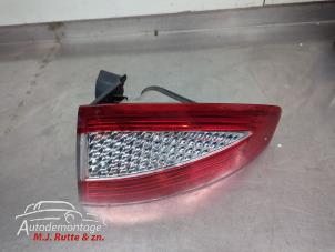 O210504 Gebruikte achterlicht rechts Ford Mondeo