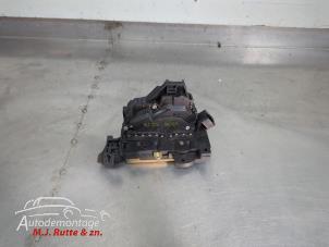 O210532 Gebruikte deurslot mechaniek 4deurs rechts-achter Ford Focus