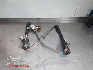 O210536 Gebruikte ruitmechaniek 4deurs links-voor Ford Focus