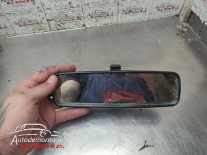 O210591 Gebruikte spiegel binnen Peugeot 107