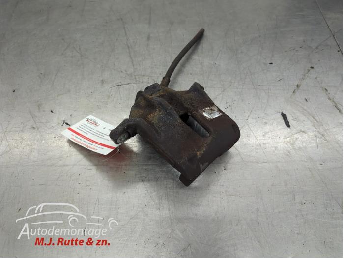 Gebruikte Remklauw (Tang) links-voor Peugeot 208 O210665