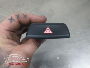 O210771 Gebruikte gevarenlicht schakelaar Kia Picanto