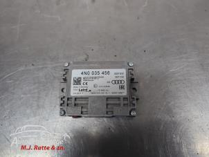 O210784 Gebruikte antenne versterker Skoda Octavia