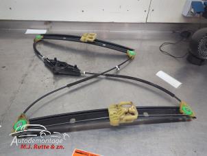 O210789 Gebruikte raammechaniek 4deurs links-voor Skoda Octavia