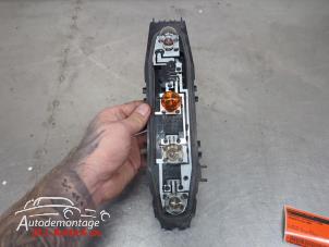 O210837 Gebruikte achterlicht printplaat links Citroen C3