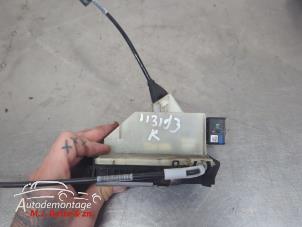 O210854 Gebruikte deurslot mechaniek 4deurs rechts-voor Peugeot 208