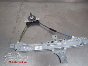 O210858 Gebruikte ruitmechaniek 4deurs rechts-achter Peugeot 208