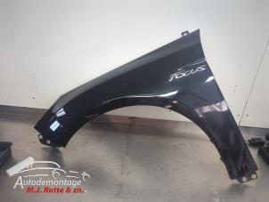 O210906 Gebruikte voorscherm links Ford Focus