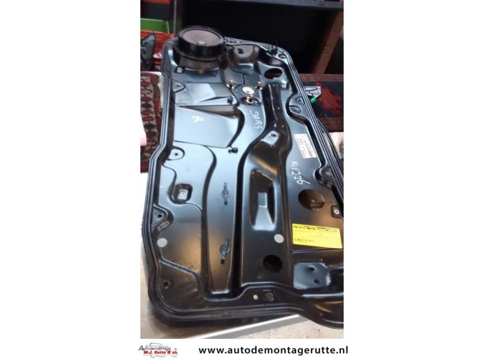 Gebruikte Raammechaniek 2Deurs rechts-voor Volkswagen Golf O132414