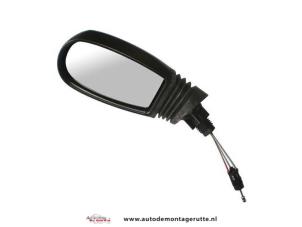 O84698 Nieuwe buitenspiegel links Fiat Punto