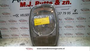 O71884 Gebruikte koplamp links Mercedes 200 - 500
