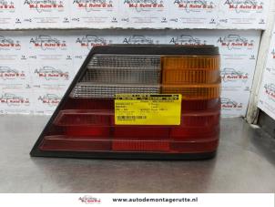 O94509 Gebruikte achterlicht rechts Mercedes 200 - 500